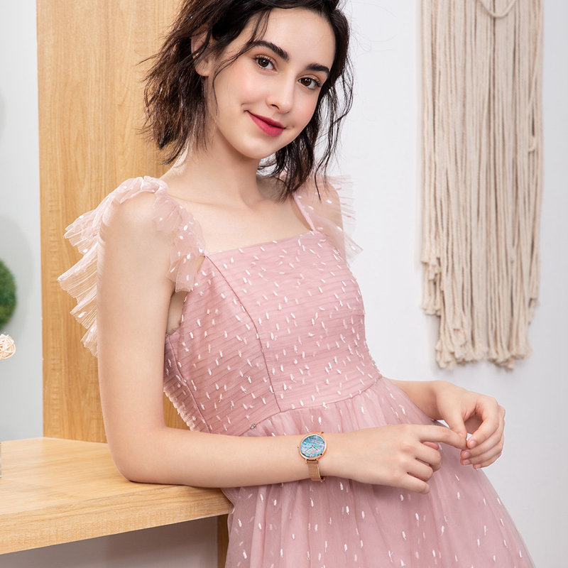 戴石英表就是沒檔次嗎