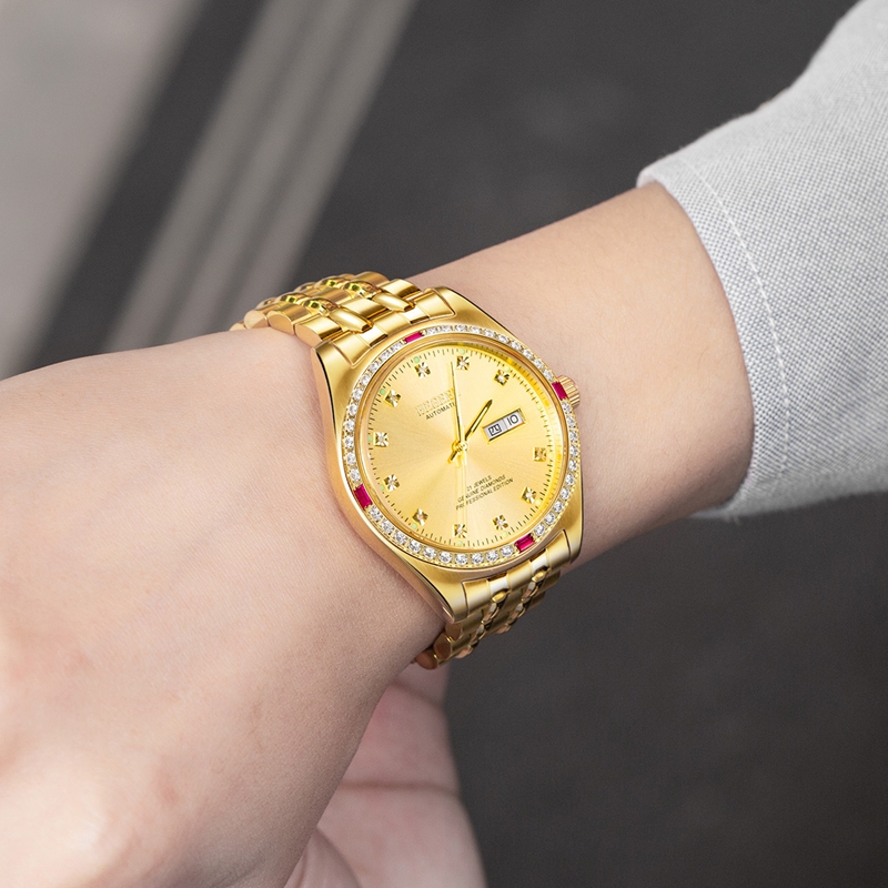 戴石英表丟人嗎（戴石英表還是機械表好）