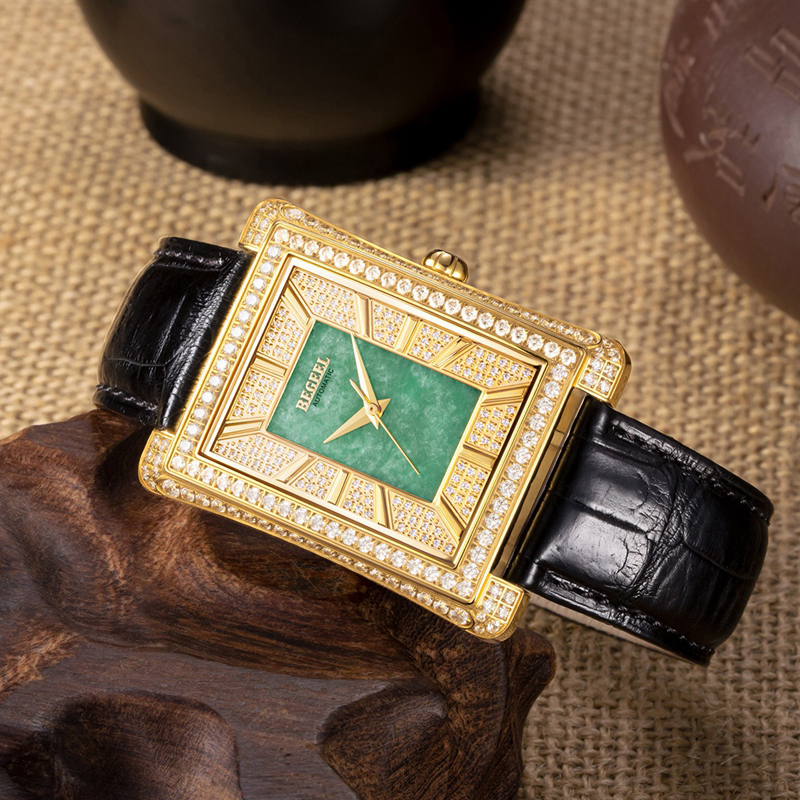 一個扇子形狀的手表品牌,一個扇形的標記是什么牌子的手表