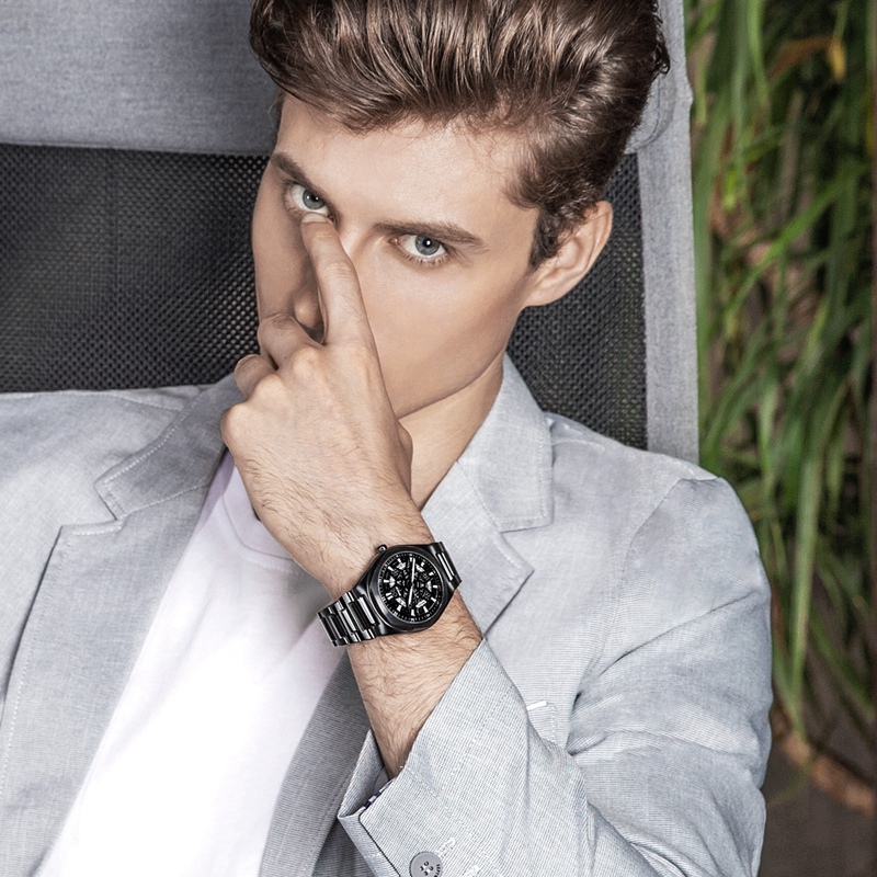 機械表沒到12點提前跳日歷了